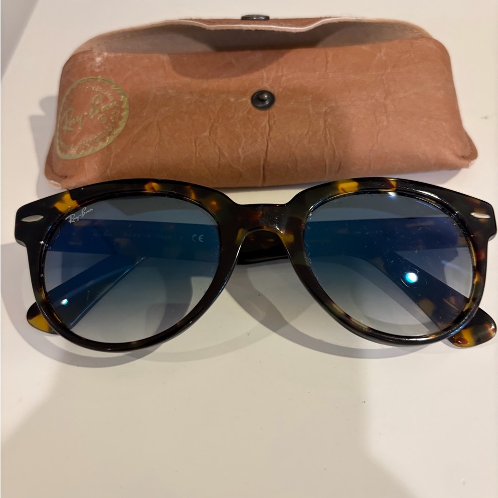 Ray ban sunglasses